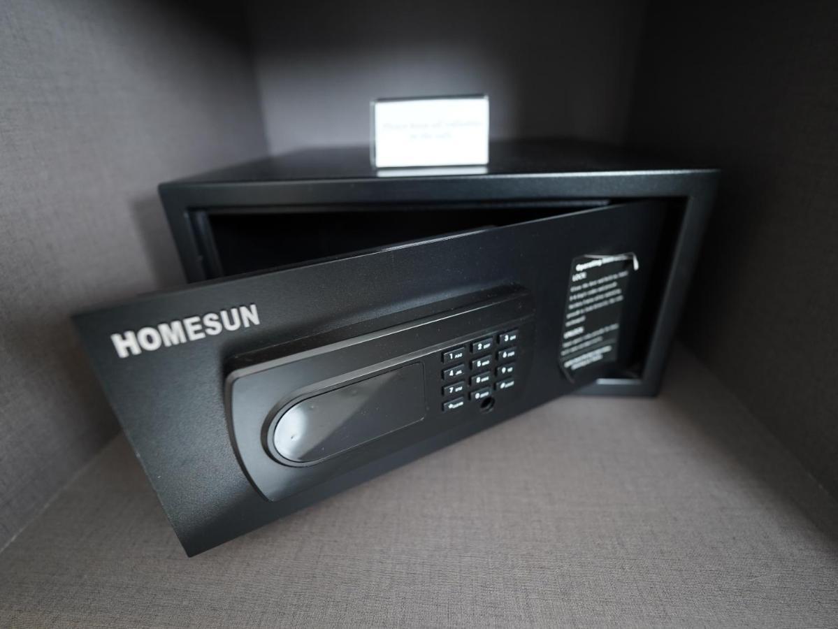 Roomquest Sukhumvit36 Bts Thonglor Bangkok Exterior photo