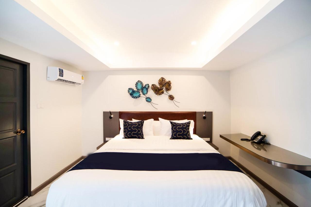 Roomquest Sukhumvit36 Bts Thonglor Bangkok Exterior photo