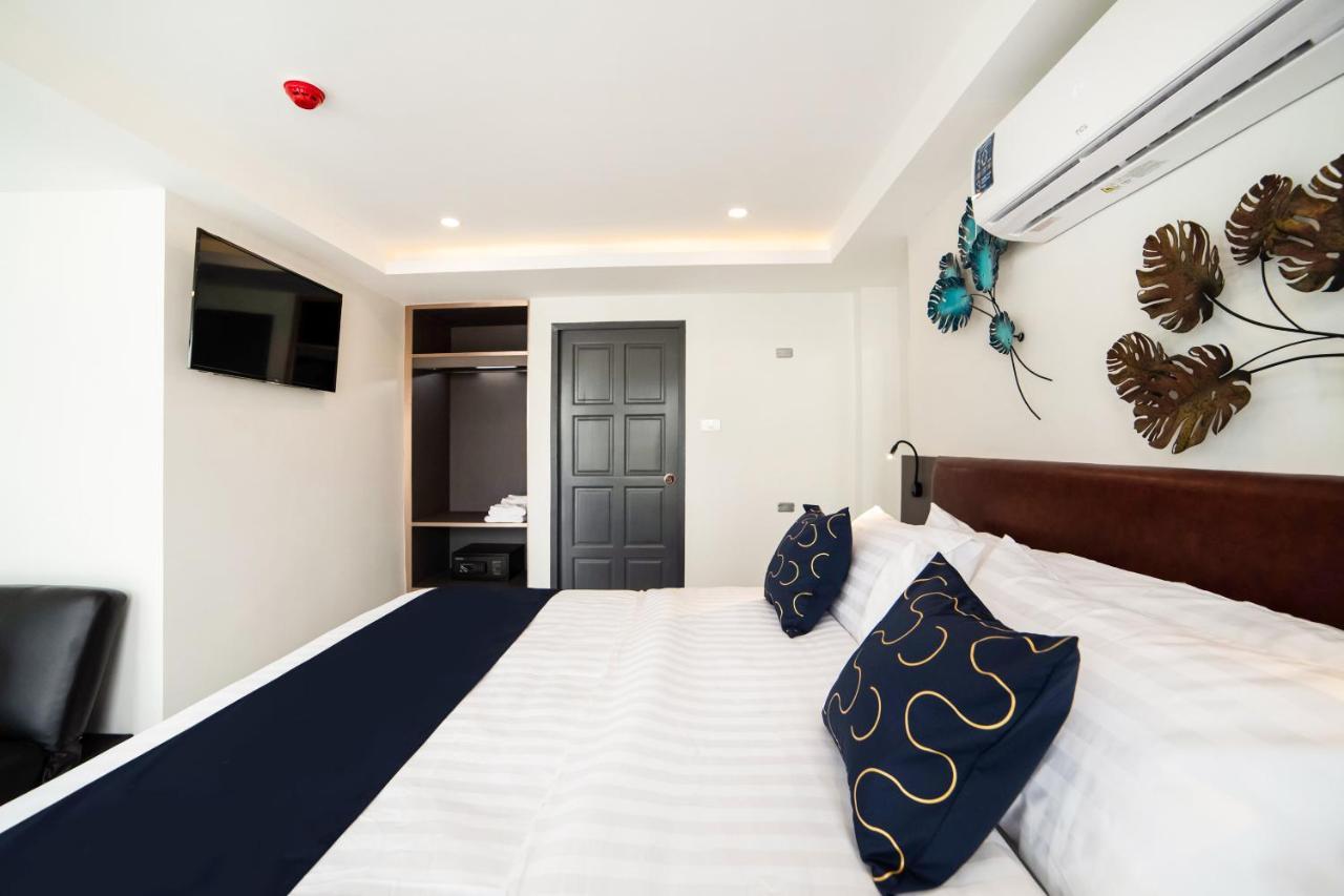 Roomquest Sukhumvit36 Bts Thonglor Bangkok Exterior photo