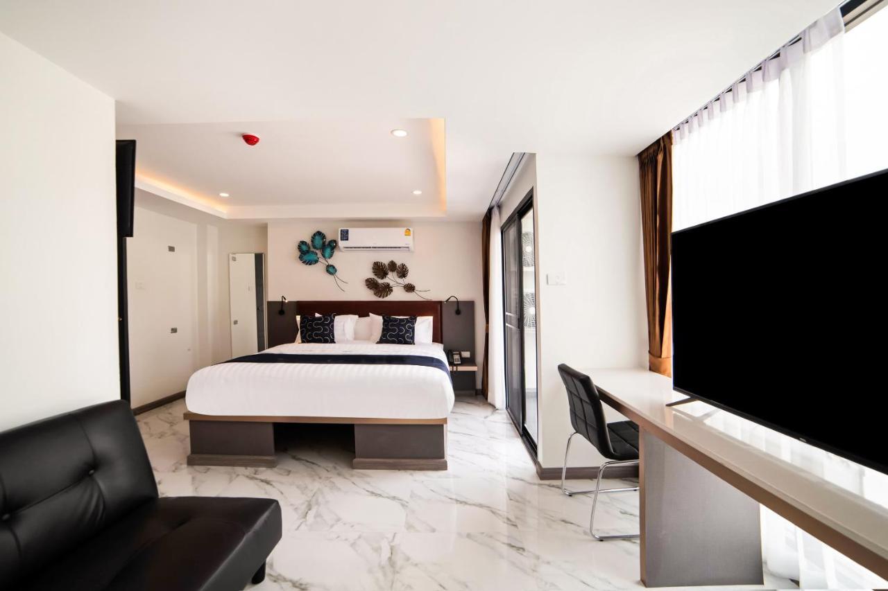 Roomquest Sukhumvit36 Bts Thonglor Bangkok Exterior photo